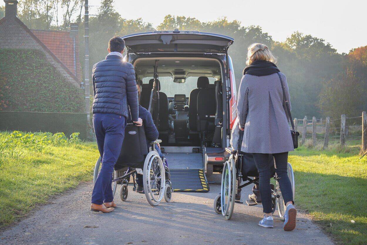 Feel free to hire this WAV for 6 people + 1 or 2 wheelchair users